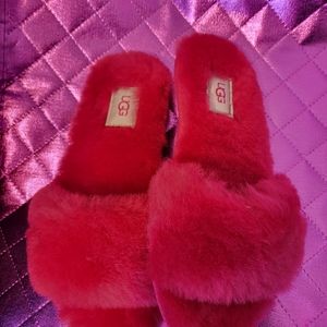 Uggs Fluffy Pink Slippers